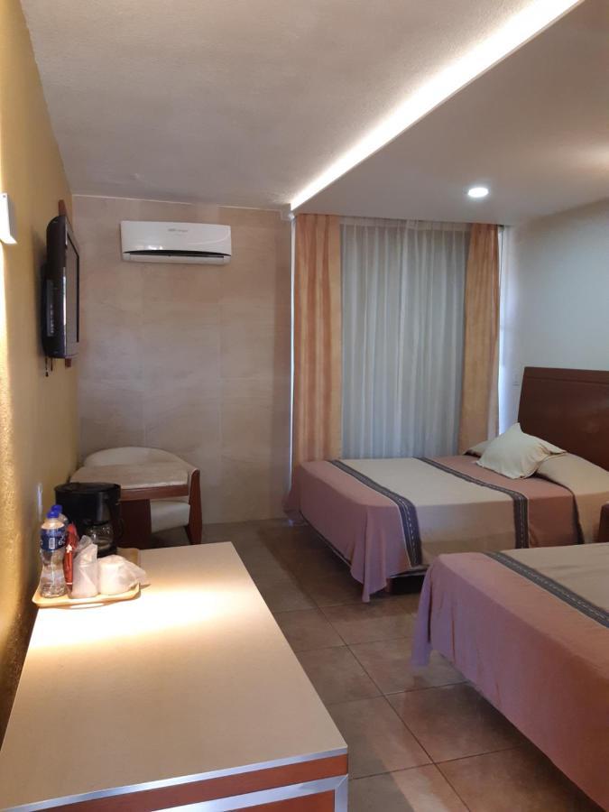 Hotel Maria Teresa Playa Azul Esterno foto